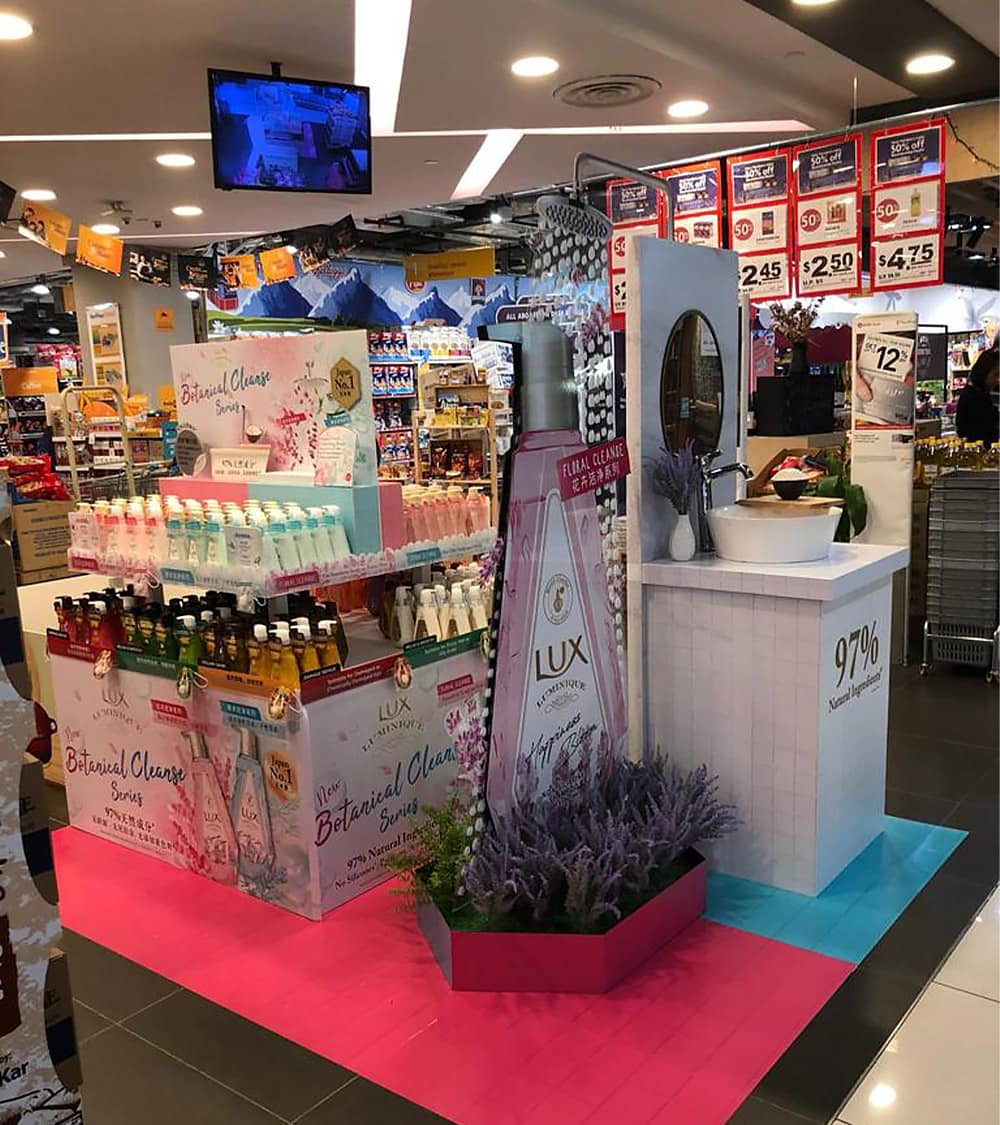 Super/Hyper Market Impactful Displays
