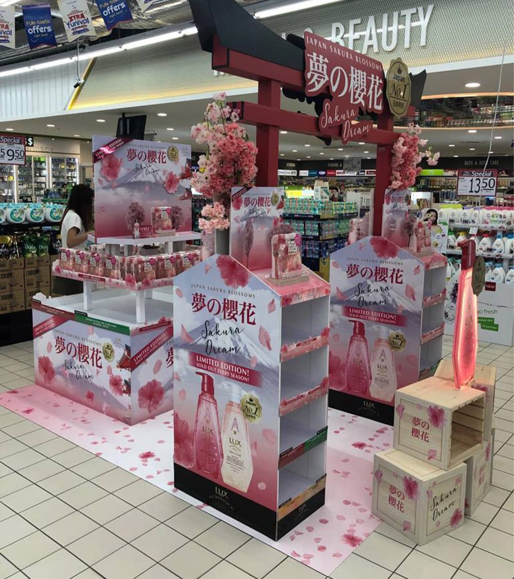Super/Hyper Market Impactful Displays